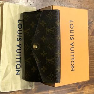 Autenthic LV Sarah NM3 Wallet